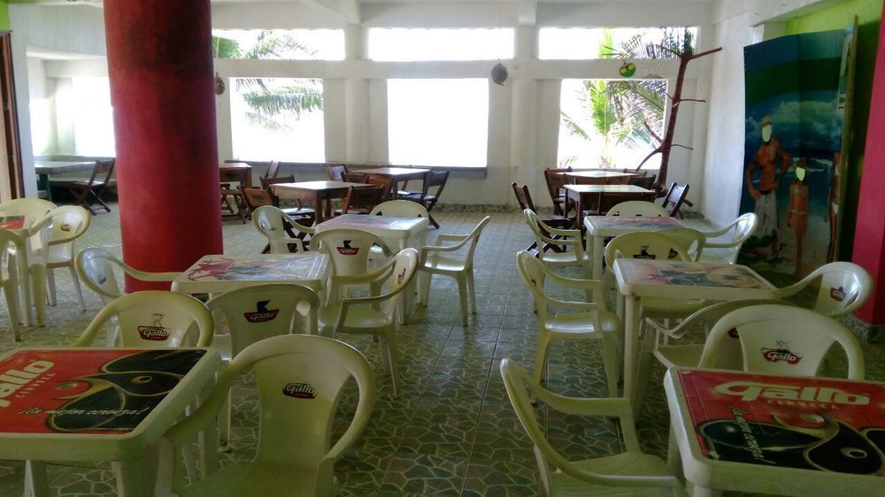 Tortugas Place Hotel Y Bungalos Monterrico Luaran gambar
