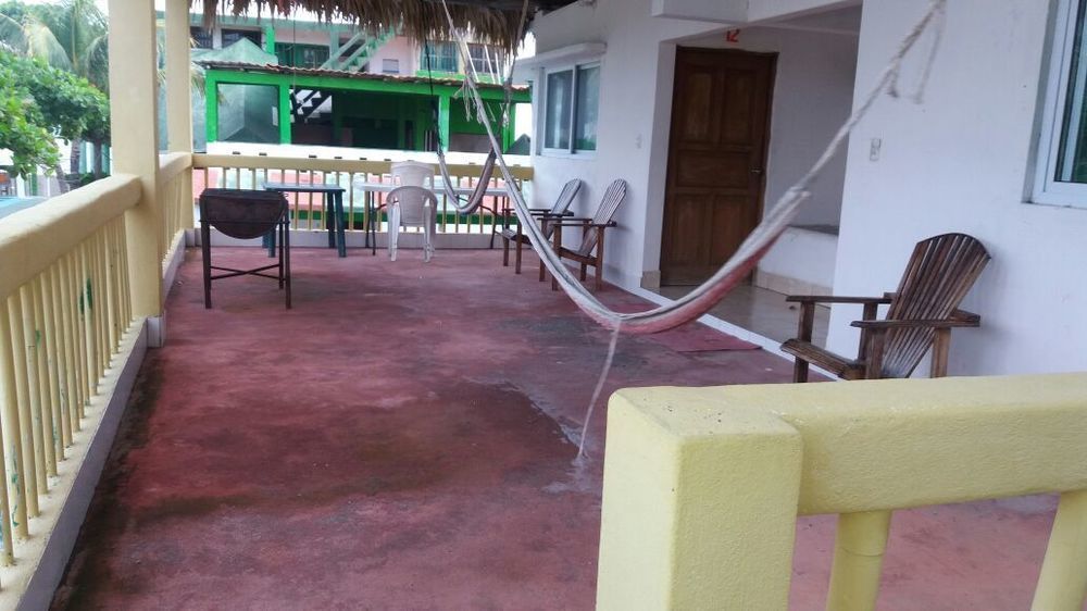 Tortugas Place Hotel Y Bungalos Monterrico Luaran gambar